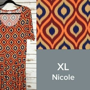 🎀🌷LuLaRoe Nicole - XL - New w/o Tag - # 133